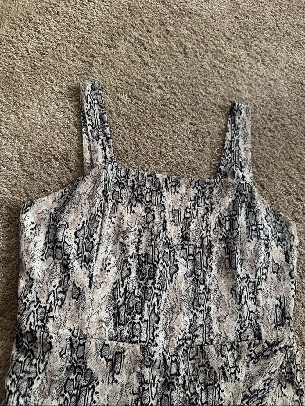 Sleeveless Snake Print Romper - Picture 3 of 6